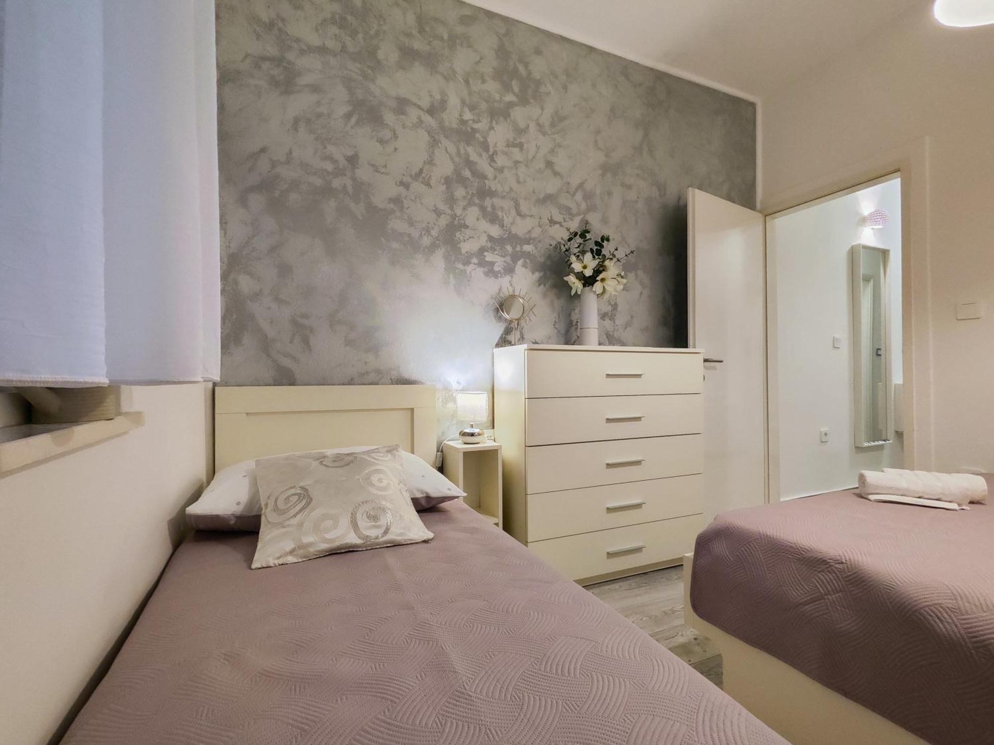 Sea & Sun Apartments Tučepi Δωμάτιο φωτογραφία